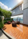 Trion Residence by cozystay - Hostels