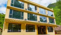 Heishui Yunqi Jishe Boutique Homestay - Mountain View