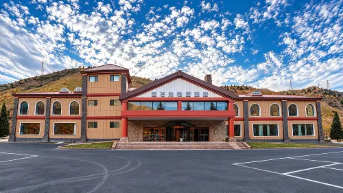 SNOWGLEN LODGE KOKTOKAY · ALTAI - New