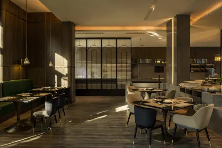 Wuyi Huakaishengdu Hot Spring Resort Hotel Отели в г. Уи