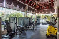 Gold Phoenix Hotel Hotels in Lipu