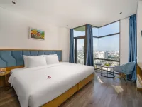 San Marino Boutique Danang Hotels near Monkey Mountain