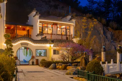 Floral Hotel·Huiyuan Residential Accommodation (Tianzhu Mountain Scenic Area Store)