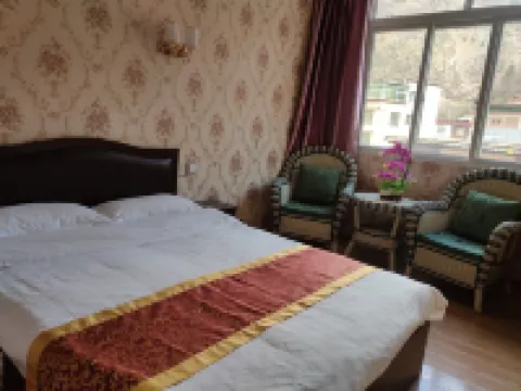 Jiangdamashi Kanglin Inn Hotel a Jomda
