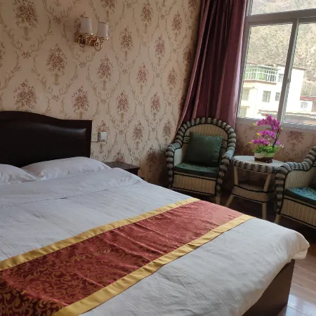 Jiangdamashi Kanglin Inn Hotels in Jomda County