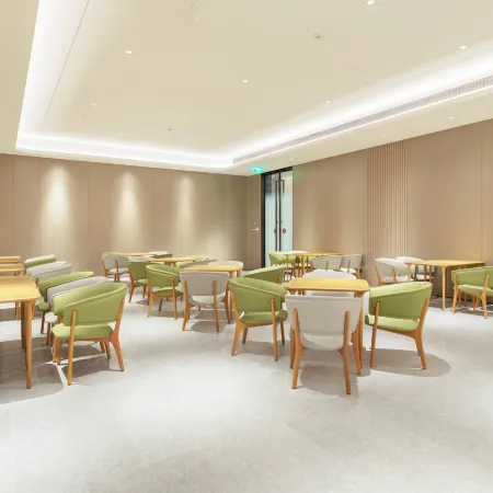 JI Hotel (Taojiang Jinpen Square)