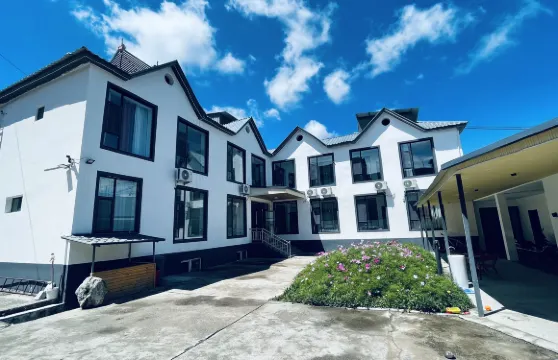 那拉提從前慢民宿