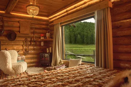 Tochimu Youyuanshan Residence Отели рядом с достопримечательностью «Hemu Birch Forest»