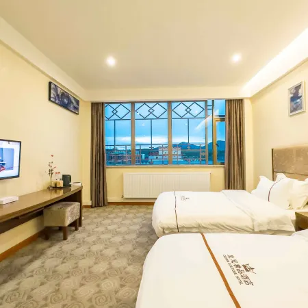 Crown Boutique Hotel