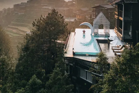 Sanchunli Meng Resort Hotel