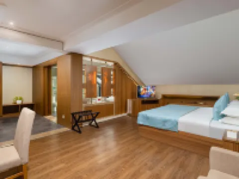 Ninger Manchester City Business Hotel Hotels in Ning'er
