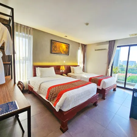 Le Botum Hotel