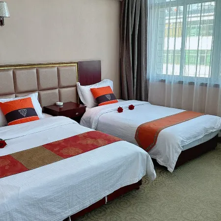 Lixian Huayuan Express Hotel