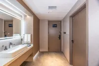 Yilong Anyun Hotel (Xining Haihu Wanda Tangdao Branch)