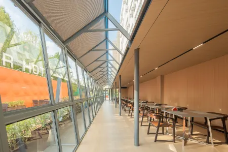 Floral Hotel· 1916 Design Hotel (Hongxing Meikailong)