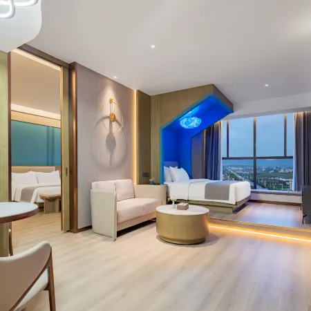 Jiutian Hongfei New Century Hotel