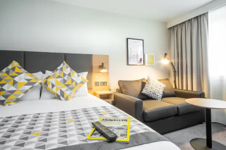 倫敦蓋特威克機場假日飯店