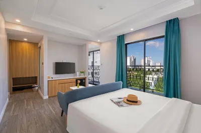 Le Cap Hotel & Apartment Hotels in Da Nang