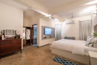 Sashas Holiday Village Hotels near Open Books library Arambol