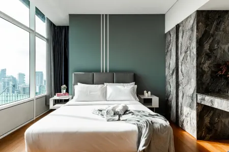Sky Suites KLCC Homestay by BIRDY STAY Отели рядом с достопримечательностью «Парк 99 Уандерленд»