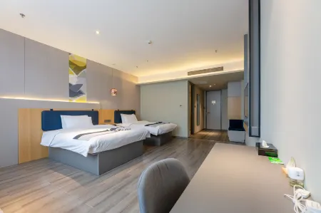 Homeinn Selected Hotel (Yuzhou East District Stadium) Отели рядом с достопримечательностью «Yuzhou Forest Botanical Garden»