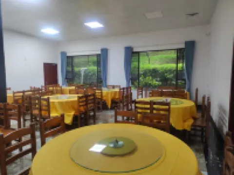 清遠山其洞休閑度假村