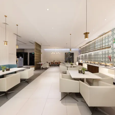 Jinjiang Inn (Karamay Petroleum Building Bairui Plaza)