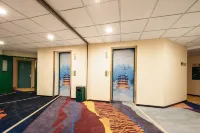 Yixiang Hotel (Wuhan Wansongyuan Wangjiadun East Metro Station)
