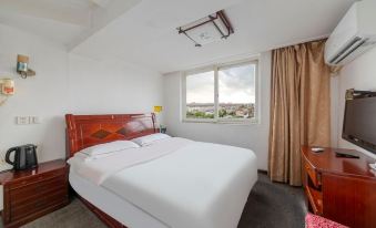 Suzhou Hongdu Hotel (Sanliqiao Ecological Park Wanya Plaza)