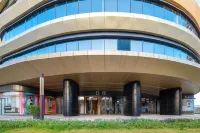Bali Resort Hotel Apartments (Zhuhai Hengqin Port Branch) Hotels near Hengqin Port