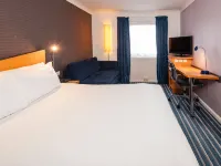 Holiday Inn Express LONDON - WANDSWORTH by IHG Hotels near Wandsworth