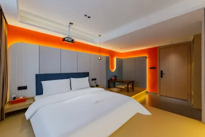 Meisu Huanpeng Smart Apartment (Erma Road Food Street Branch)