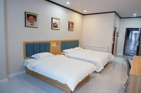 Jinghui Hotel (Hulunbuir Vocational and Technical College)