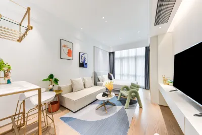 旅享家飯店公寓（港珠澳口岸城店） 港珠澳大橋珠海公路口岸附近的飯店