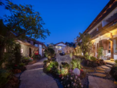 LiJiang Fog Gallery Mountain Riverside ·  Old Town Panorama Hotel Hotels in Lijiang