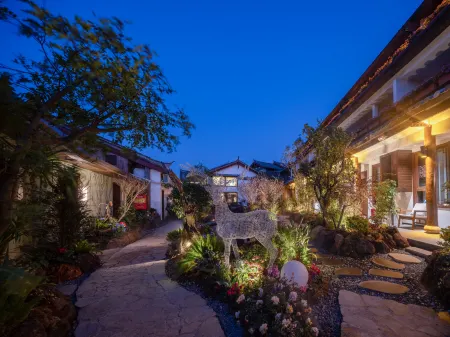 LiJiang Fog Gallery Mountain Riverside ·  Old Town Panorama Hotel