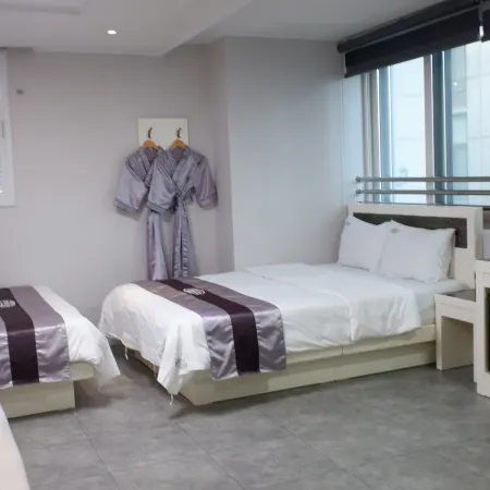 Novaluz Tourist Hotel Отели рядом с достопримечательностью «Парк Кубка Мира»