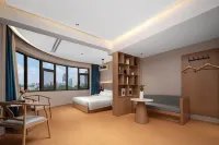 Pingdingshan Heji Hotel (Jianshe Road Donghuan Road)