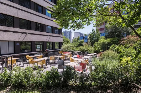 Zenitude Swiss Apparthotels Отели в г. Превессен-Моэн