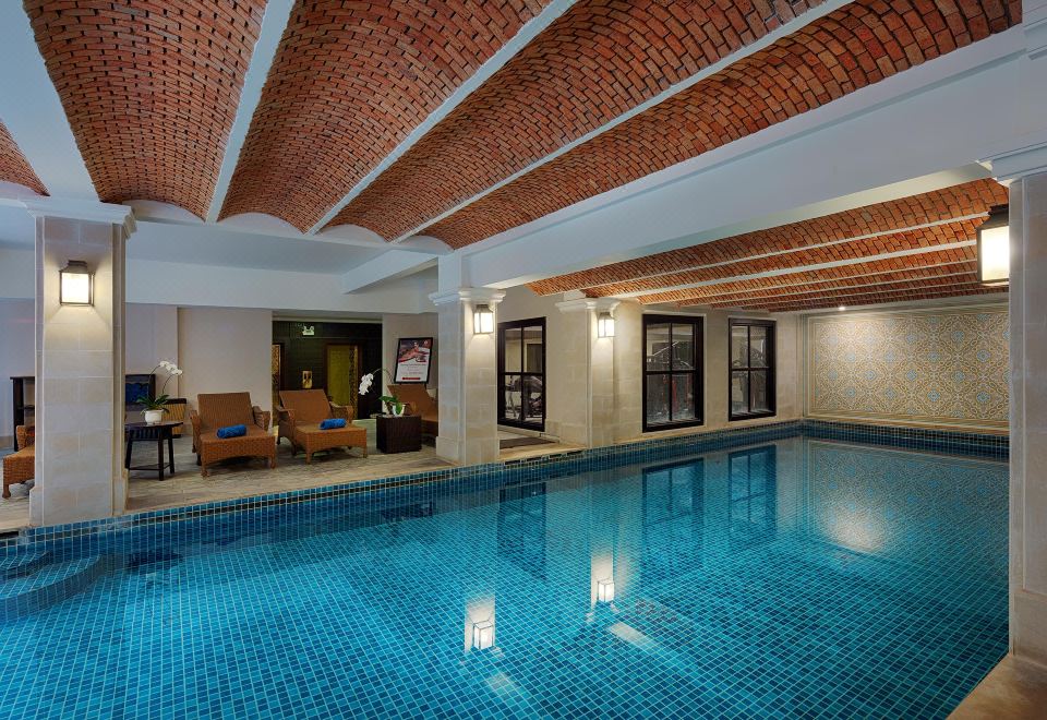 [라 레지던셔 어 리틀 부티크 호텔의 세련된 내부 모습]