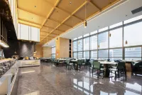 E · Bether Hotel