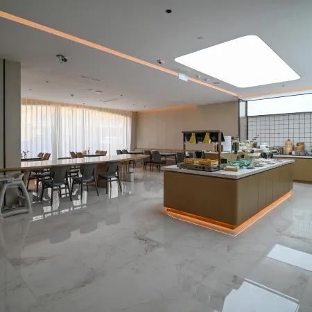 Hao Shi Guang Hotel