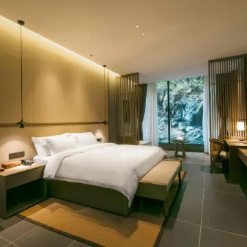 GUANGYUEHUA.HUOMAIDIZHIYANXUEYINGDI