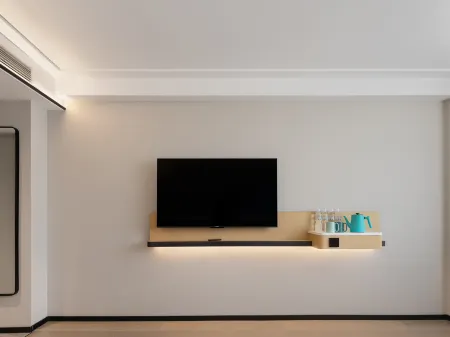 City Comfort Inn Hotel (Huangmei Bus Station) Отели рядом со станцией Huangmei Railway Station