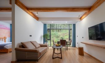 Fubon Homestay (Fanjingshan Scenic Area East Gate)