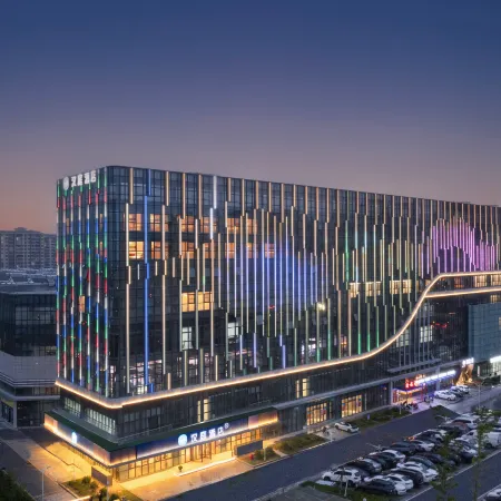 HanTing Hotel (Taixing Binjiang Town Futai Square)