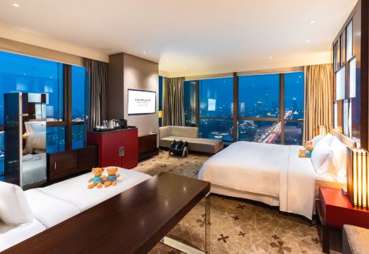 3. 더 웨스틴 베이..