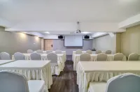 Zhongxin Apartment (Fenghua E-commerce Park)