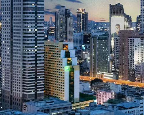 Holiday Inn BANGKOK SILOM by IHG Hotels near Si Phraya Pier