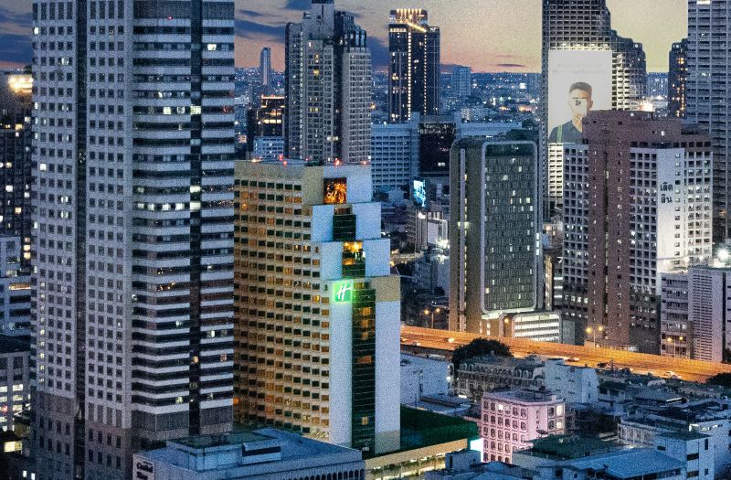 Holiday Inn Bangkok Silom by IHG